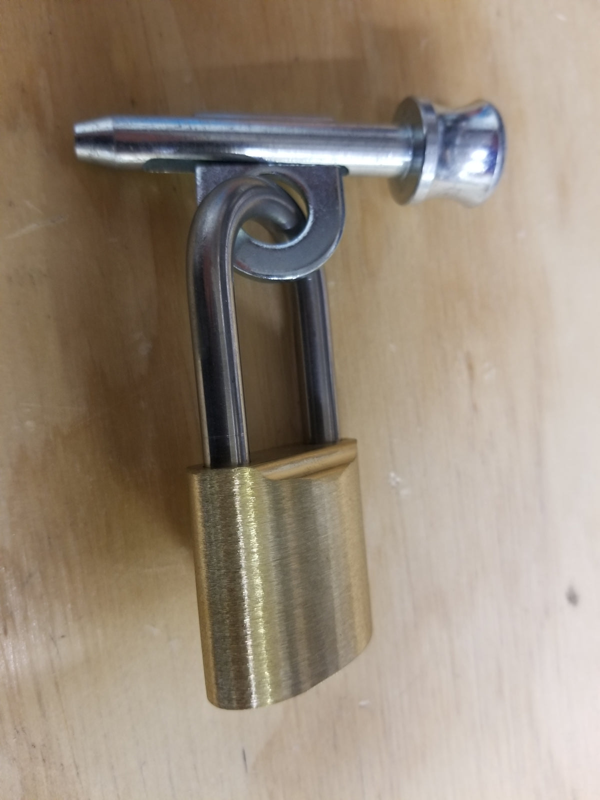 Gate Keeper Pin Gate Locking System